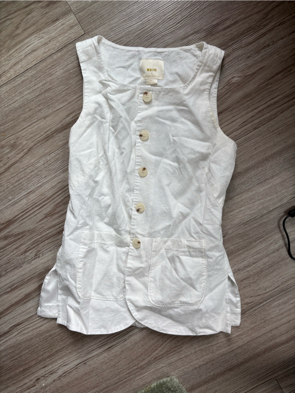 Maeve by Anthropologie White Button-Front Sleeveless Top
